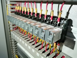 How Does An Electrical Relay Switch Work 300x225